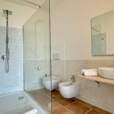 Domu Su Neulaghe 公寓 *